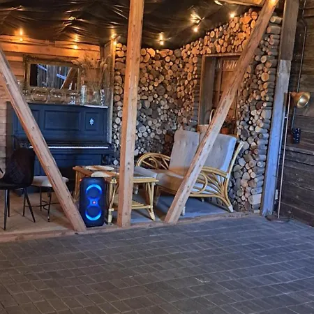 Hostel Stodola77 *